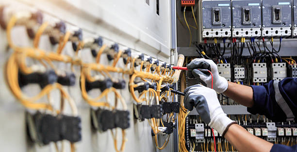 Professional Electrician technician working in Davenport, WA